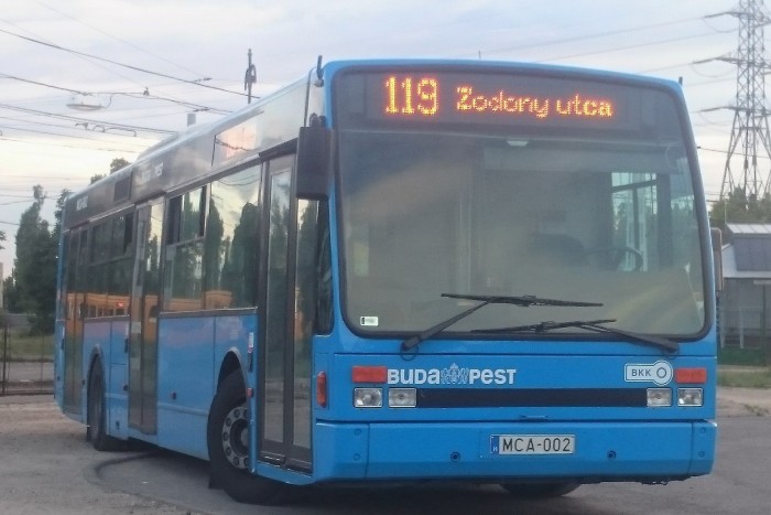 Eltűnik egy busztípus Budapestről